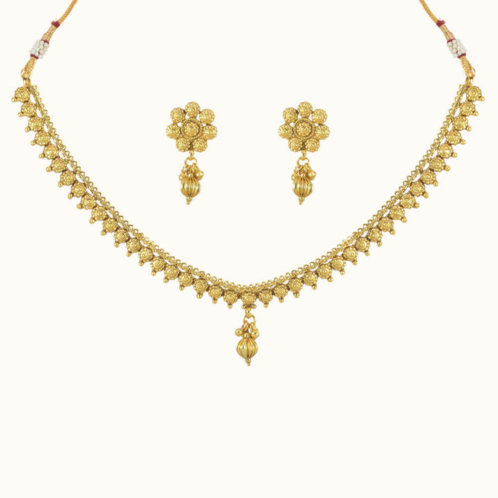 Antique Delicate Necklace with gold plating 10739