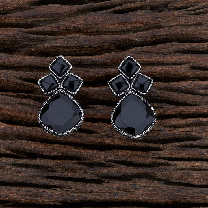 Classic Earring With Oxidised Plating 108251