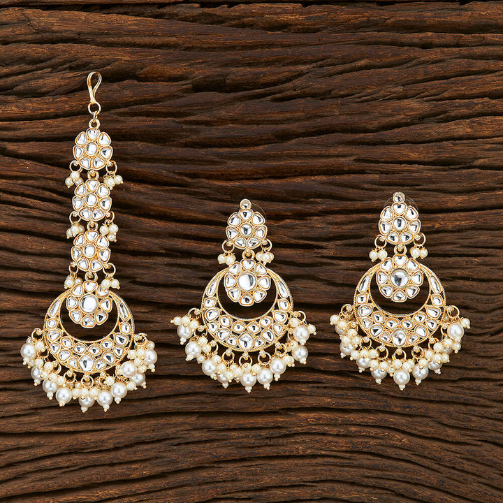 Indo Western Chand Earring Tikka With Gold Plating 108519