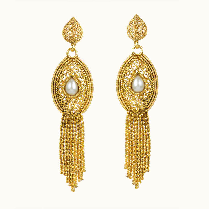 Antique Classic Earring with gold plating 10851
