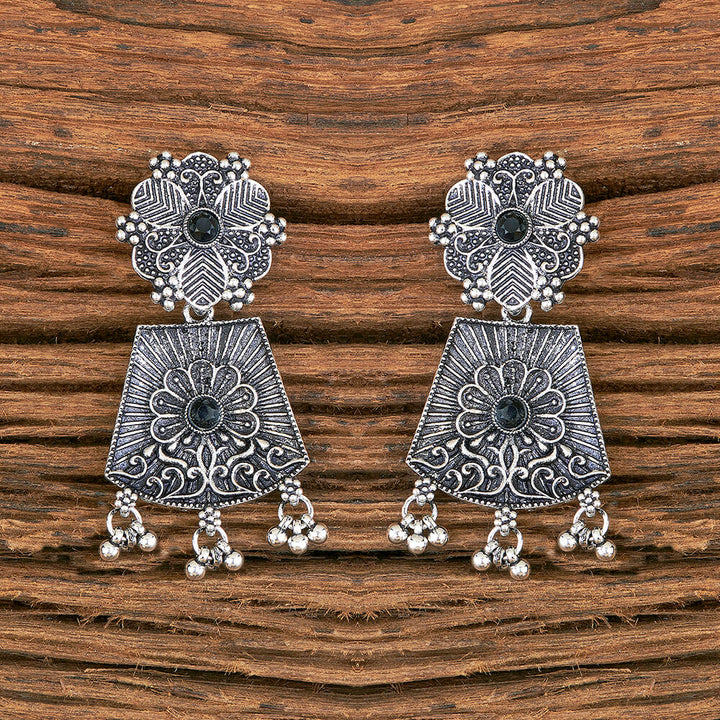 Classic Earring With Oxidised Plating 804265