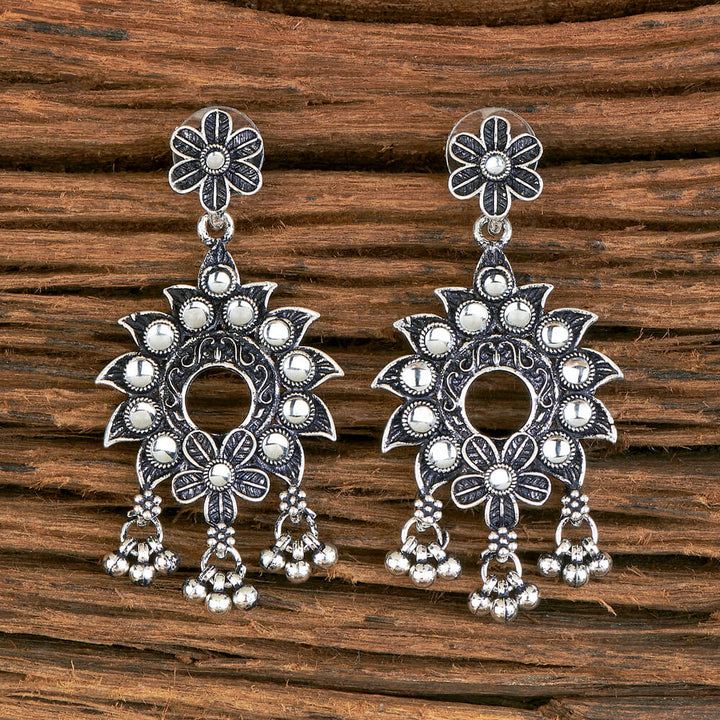 Classic Earring With Oxidised Plating 804277