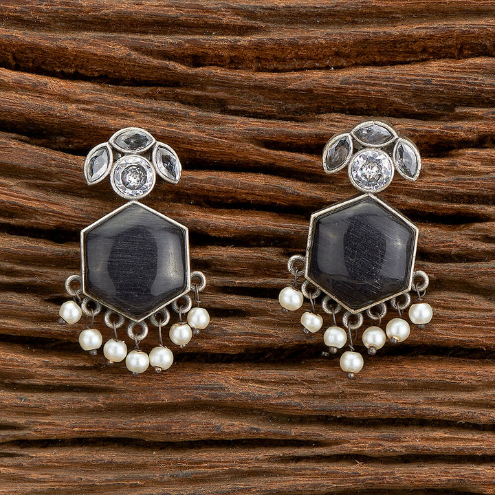 Classic Earring With Oxidised Plating 805315