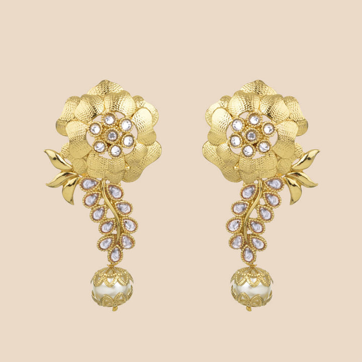 Indo Western Classic Earring with mehndi plating 8128