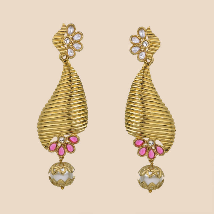 Indo Western Trendy Earring with mehndi plating 8162